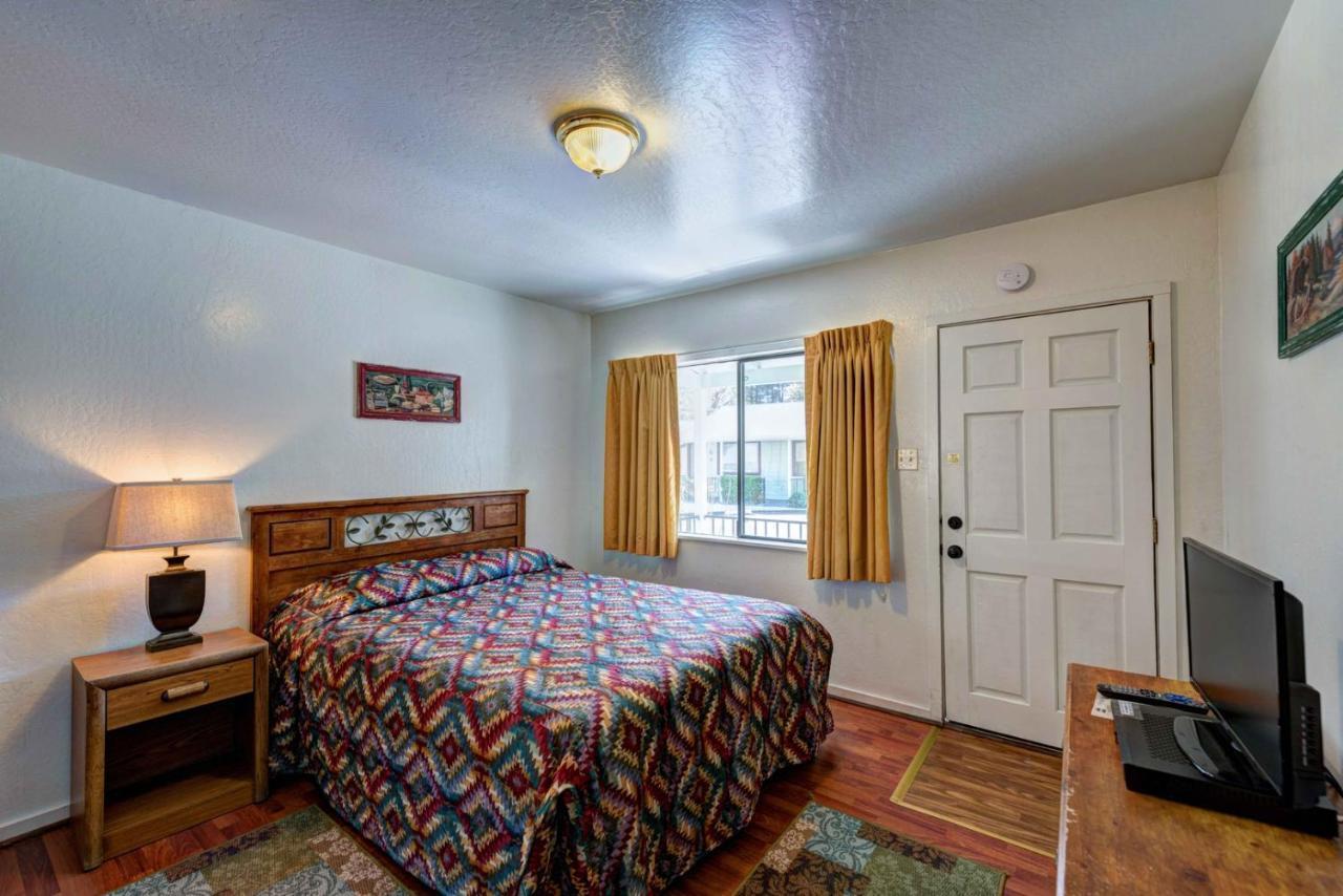Lake Shasta Lodge Lakehead 외부 사진